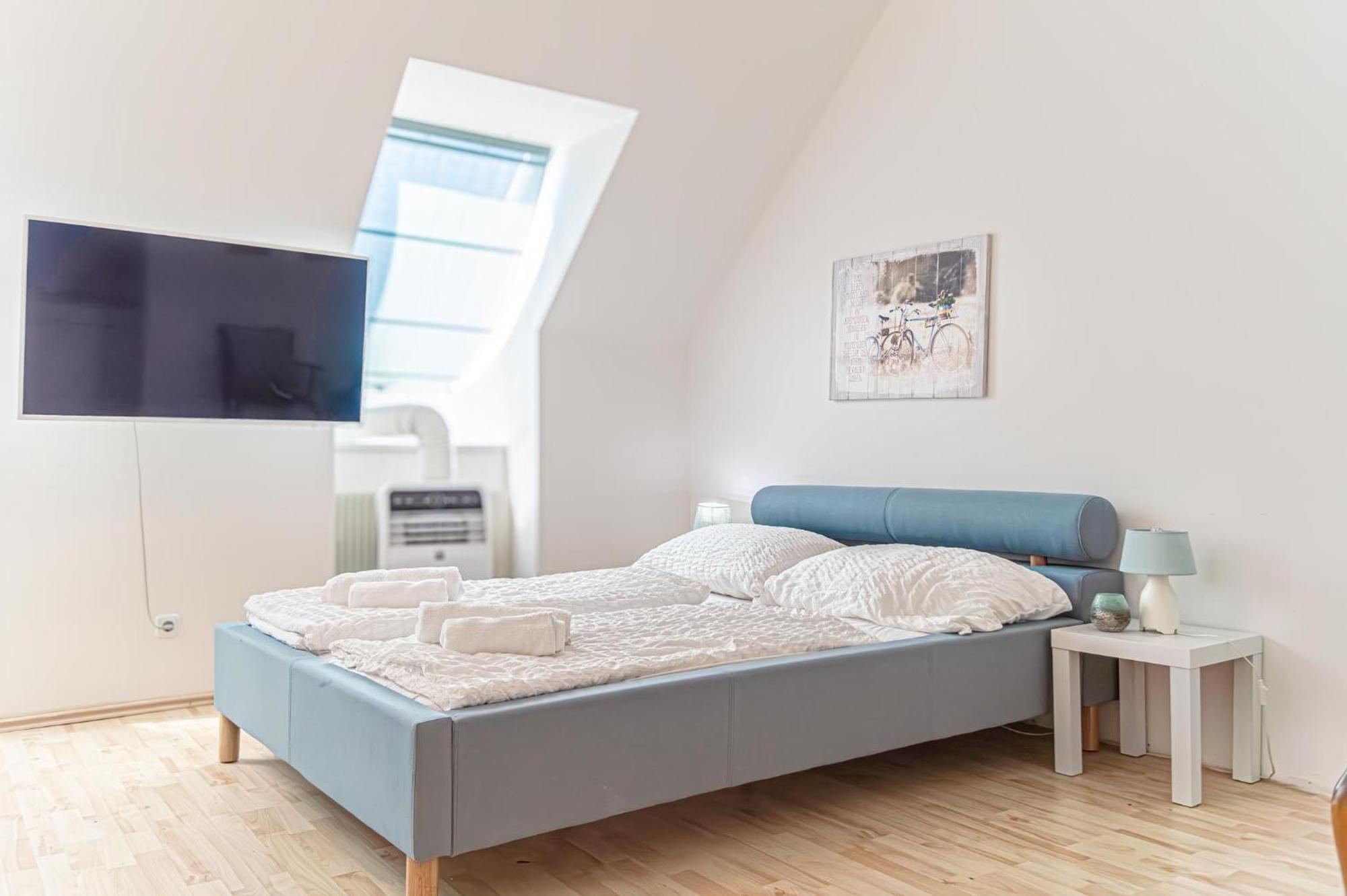 Lovely 2Br Apartment - Ideal For Long Stays Вена Экстерьер фото